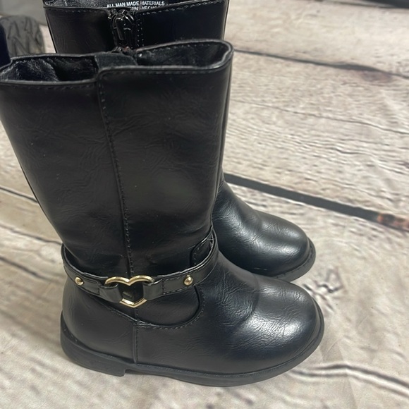 Children’s place boots infant size 6 - Picture 5 of 5